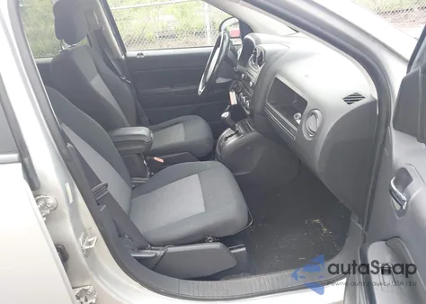 2010 Jeep Compass Sport from USA, damaged, VIN 1J4NT1FBXAD621049